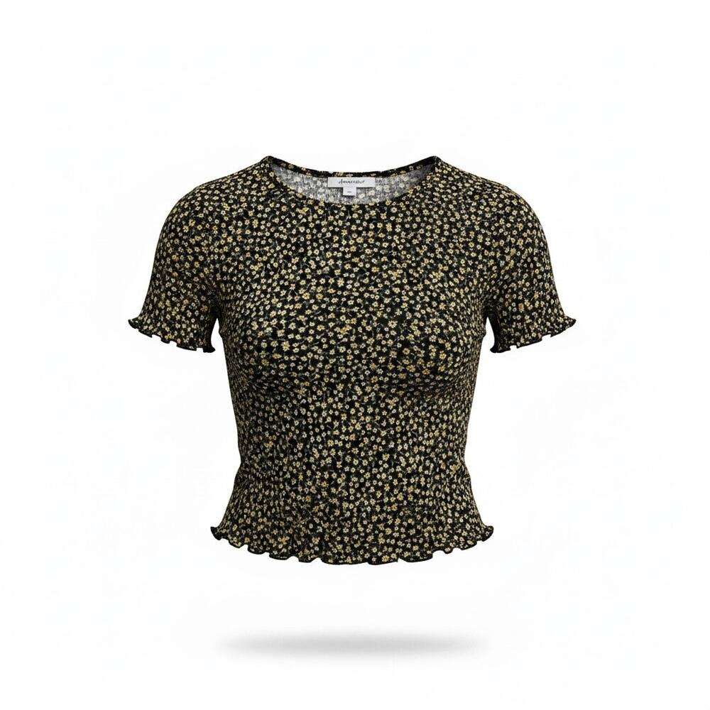 American Eagle Daisy Lettuce-Hem Cropped Tee SIze Medium